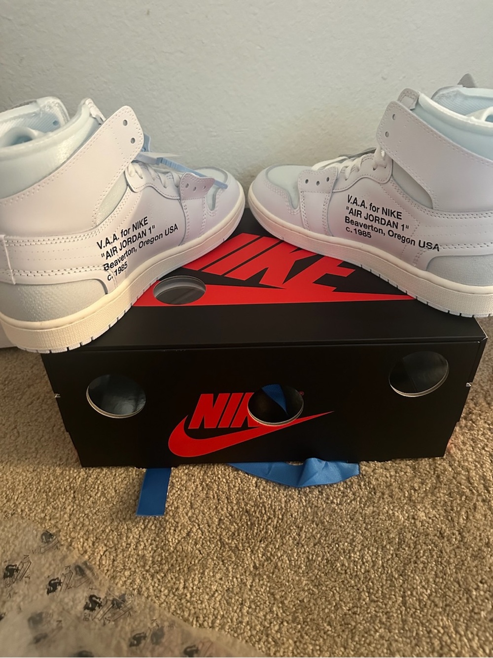 Nike Jordan 1 Retro High
Virgil Abloh Archive Alaska